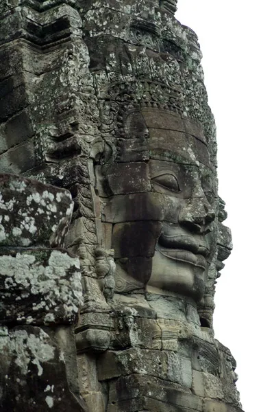 Kambodża | Kamienna twarz o tajemniczym uśmiechu