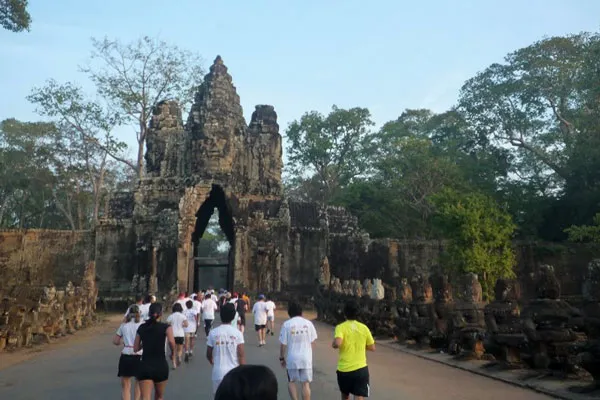 Kambodża | Maraton na tle starożytnych ruin
