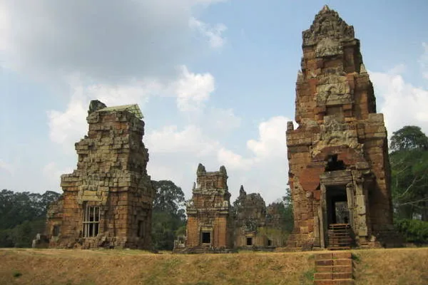Kambodża | Wieże Prasat Suor Prat