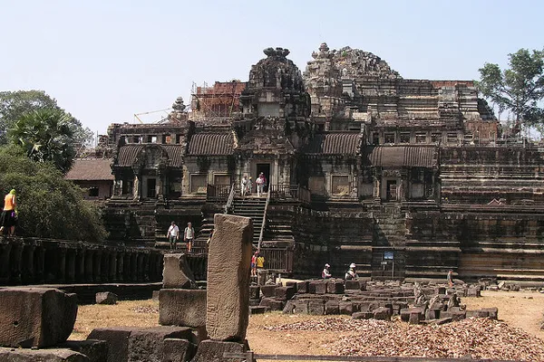 Kambodża | Baphuon w 2008 roku