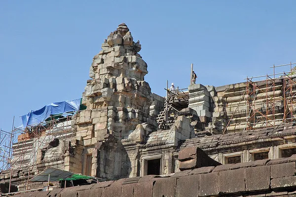 Kambodża | Baphuon w czasie prac remontowych