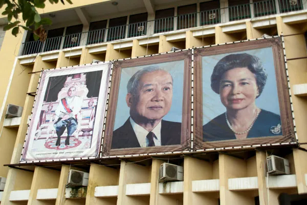 Kambodża | Królewska rodzina (od lewej): Norodom Sihamoni, Norodom Sihanouk i Norodom Monineath Sihanouk