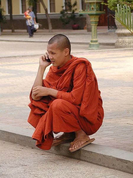 Kambodża | Nauki Buddy znalazły swoje miejsce także wśród zdobyczy nowoczesności