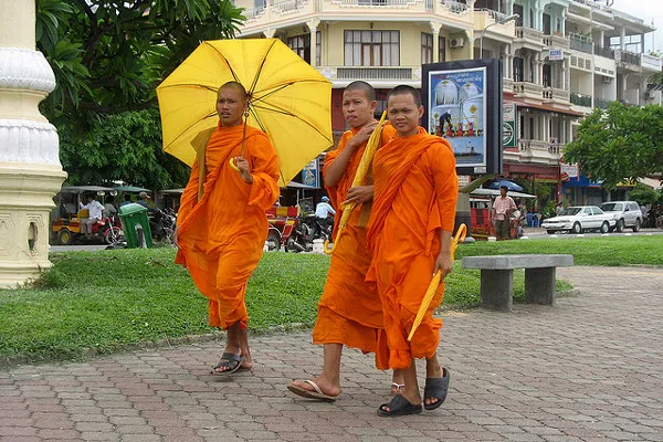 Kambodża | Ważnym etapem w życiu Khmerskich chłopców jest wstąpienie do zakonu, choćby na krótki czas