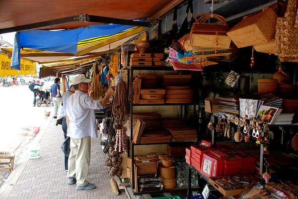 Kambodża | Targ z pamiątkami w Siem Reap