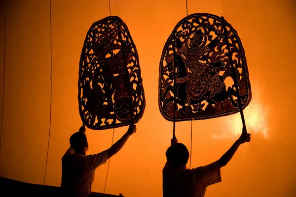 Kambodża | Teatr cieni za kulisami